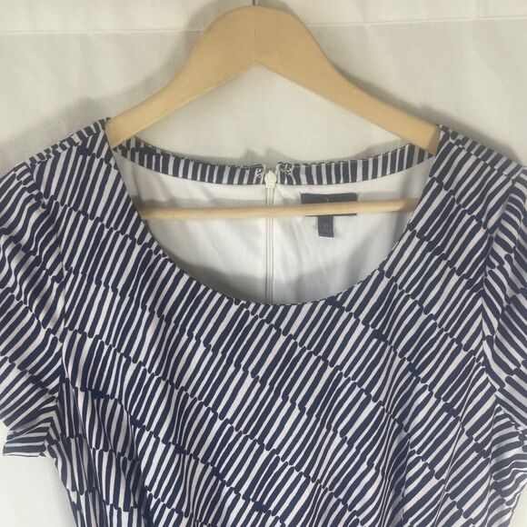 NYDJ Navy/White Abstract Striped Tie Waist Dress Sz 10 - Picture 5 of 10